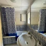 Casa Amarela Guesthouse, Appartamento *