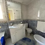 Casa Amarela Guesthouse, Appartamento *