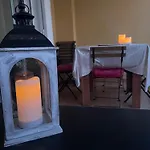 Casa Amarela Guesthouse, * Algorfa
