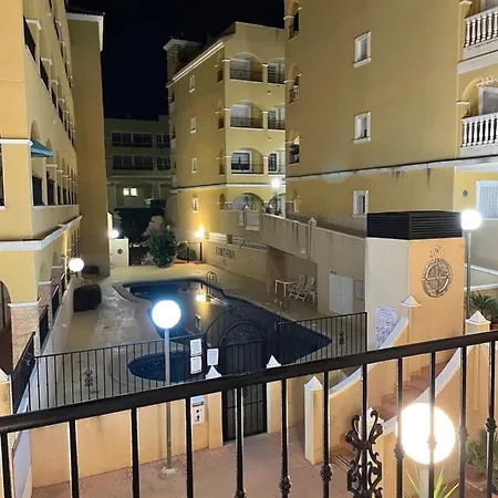 Apartment Casa Amarela Guesthouse,