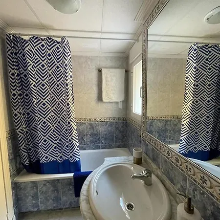 Casa Amarela Guesthouse, Apartment *
