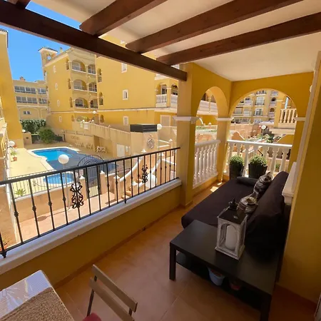 Casa Amarela Guesthouse,