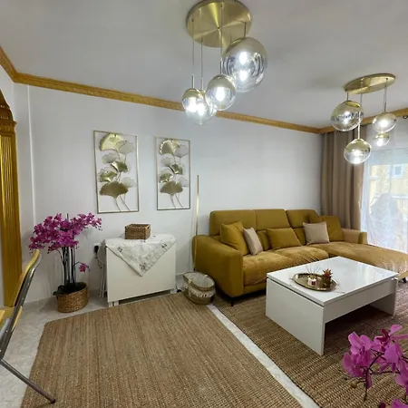 Apartment Casa Amarela Guesthouse,