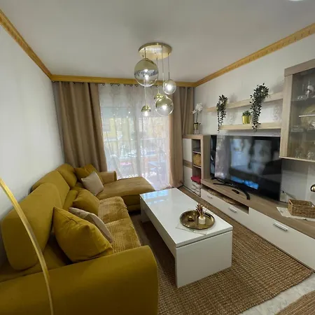 شقة Casa Amarela Guesthouse, *
