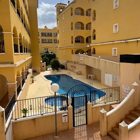 Casa Amarela Guesthouse,
