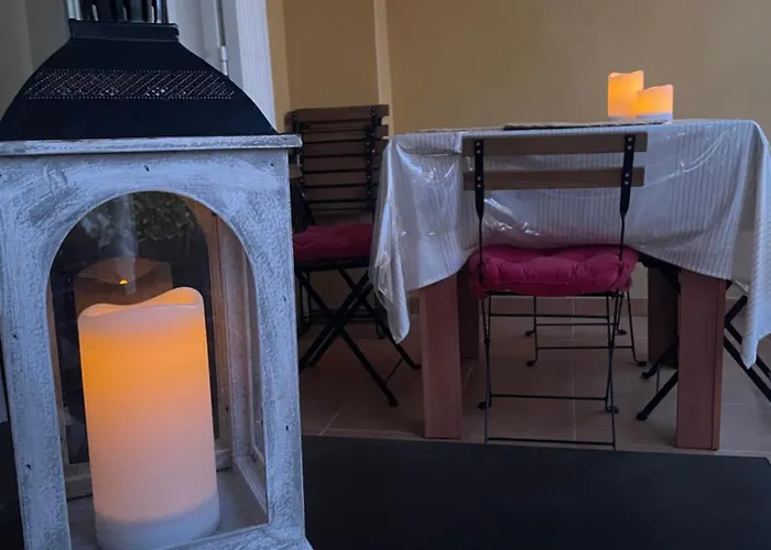Casa Amarela Guesthouse, * Algorfa